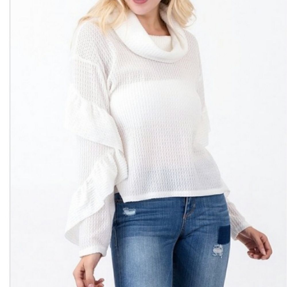 HEART & HIPS RUFFLE SLEEVE WAFFLE HACCI TOP SOFT WHITE SZ.MULTI NWT.